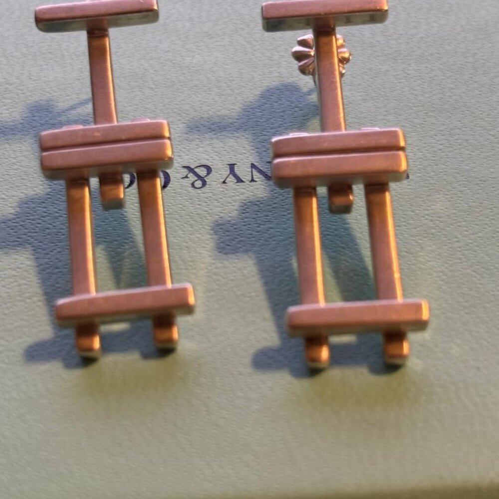 Very Rare! Like New!  Tiffany & Co. Frank Gehry Sterling Silver Pierced Earrings